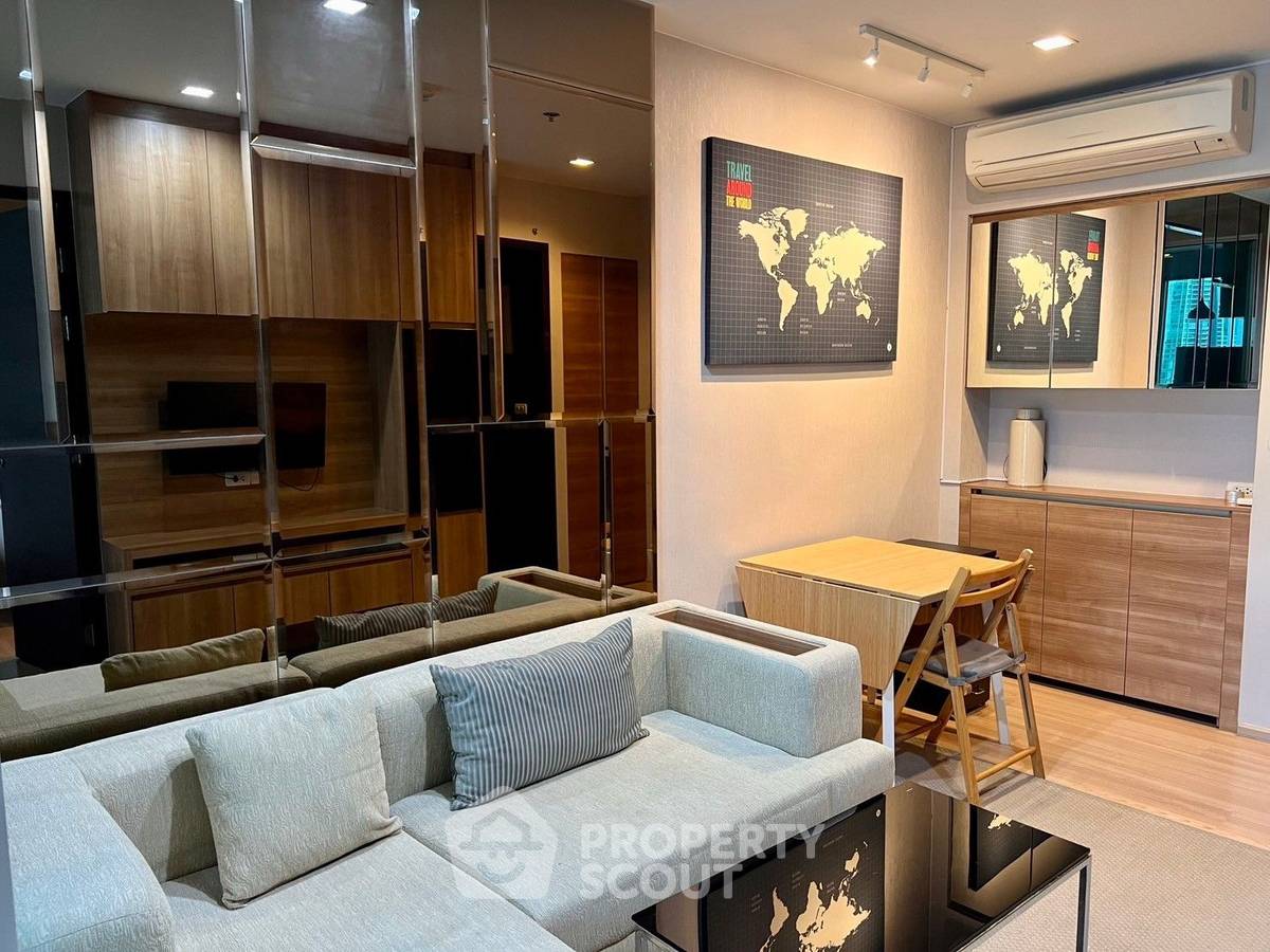 รูป คอนโด 1 ห้องนอน 20th-Floor 45 ตร.ม. ริธึ่ม สาทร ใกล้ BTS สะพานตากสิน 300 ม. (ID 2005287) - รูปที่ 2/18