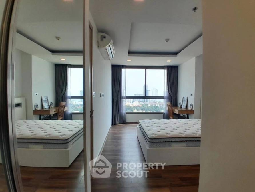 picture 1-BR Condo at The Peak Towers close to Phratamnak (ID 2136877) - 11/14