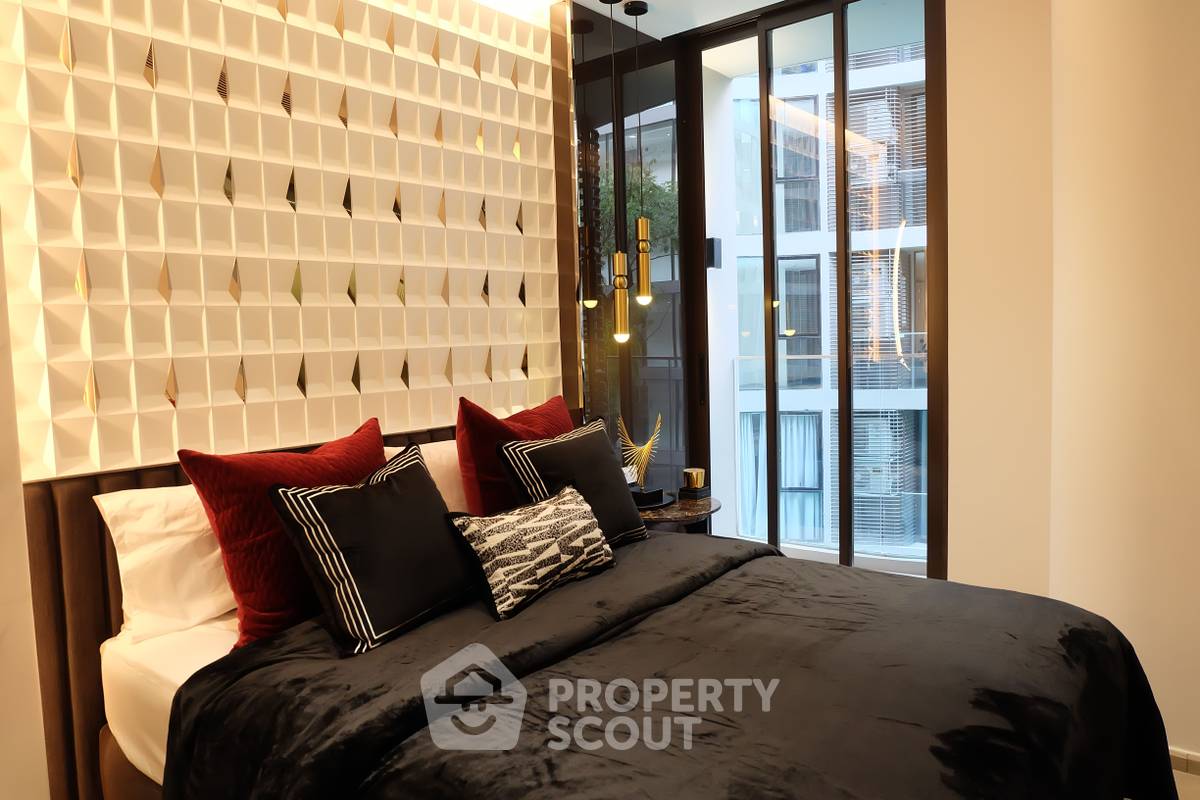 picture 2-BR Condo at Fynn Asoke near BTS Asok (ID 1480080) - 2/6