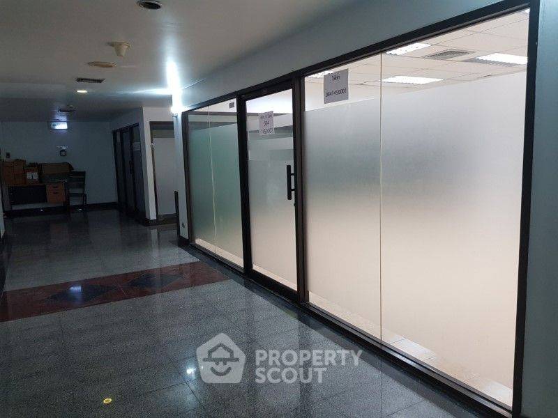 รูป คอนโด 1-ห้องนอน ที่ ออมนิ ทาวเวอร์ ใกล้ BTS นานา (ID 1512668) - รูปที่ 8/11