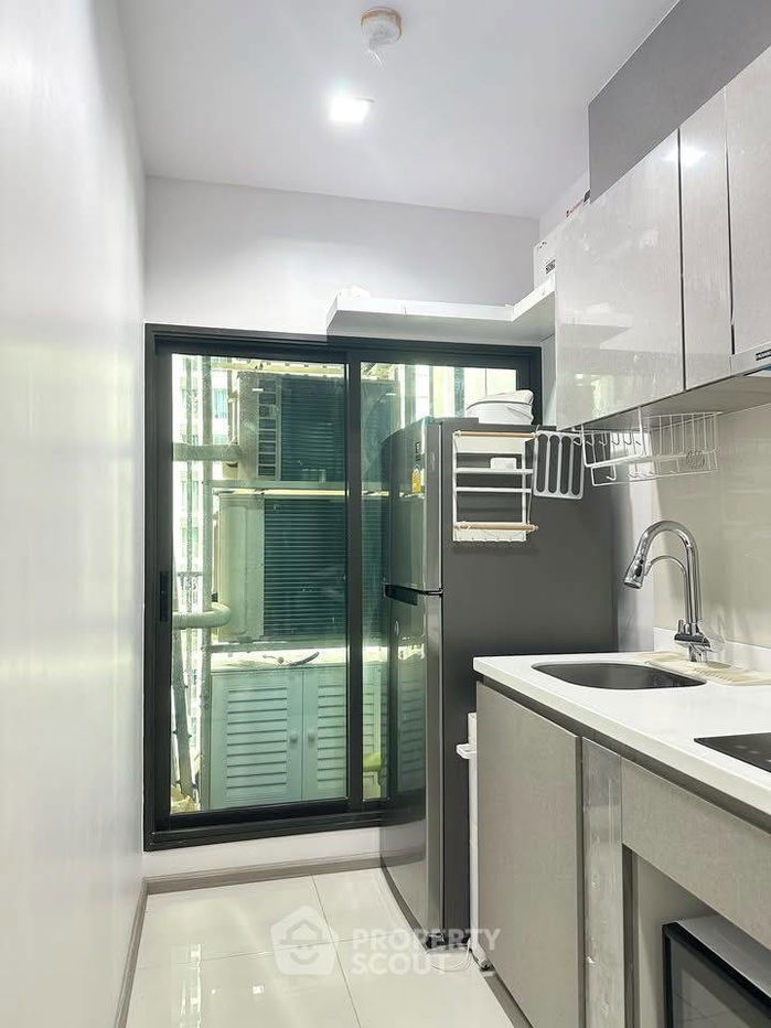 picture 2-BR Condo at Life Asoke - Rama 9 near MRT Phra Ram 9 (ID 2130378) - 6/32