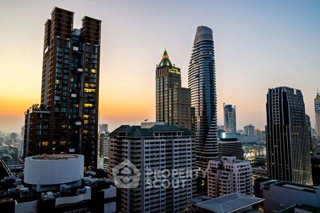 picture 2-BR 140 Sqm High-Floor At Langsuan Ville, 300m to BTS Ratchadamri (ID 2180204) - 12/12