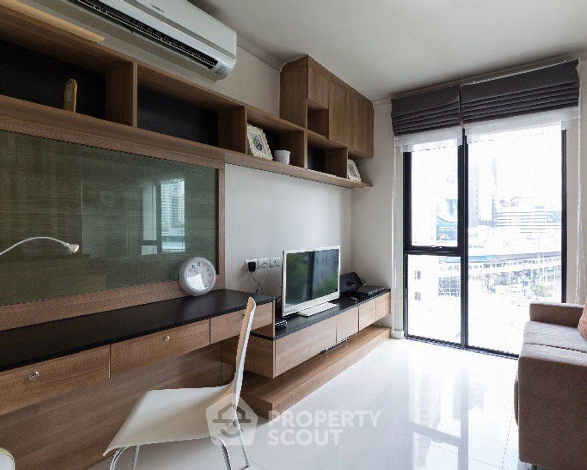 picture 1-BR Condo at Le Cote Sukhumvit 14 near BTS Asok (ID 2103677) - 2/11