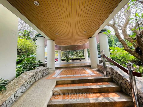 2-BR Condo at Sunshine Beach Condotel close to Pattaya (ID 2085148)
