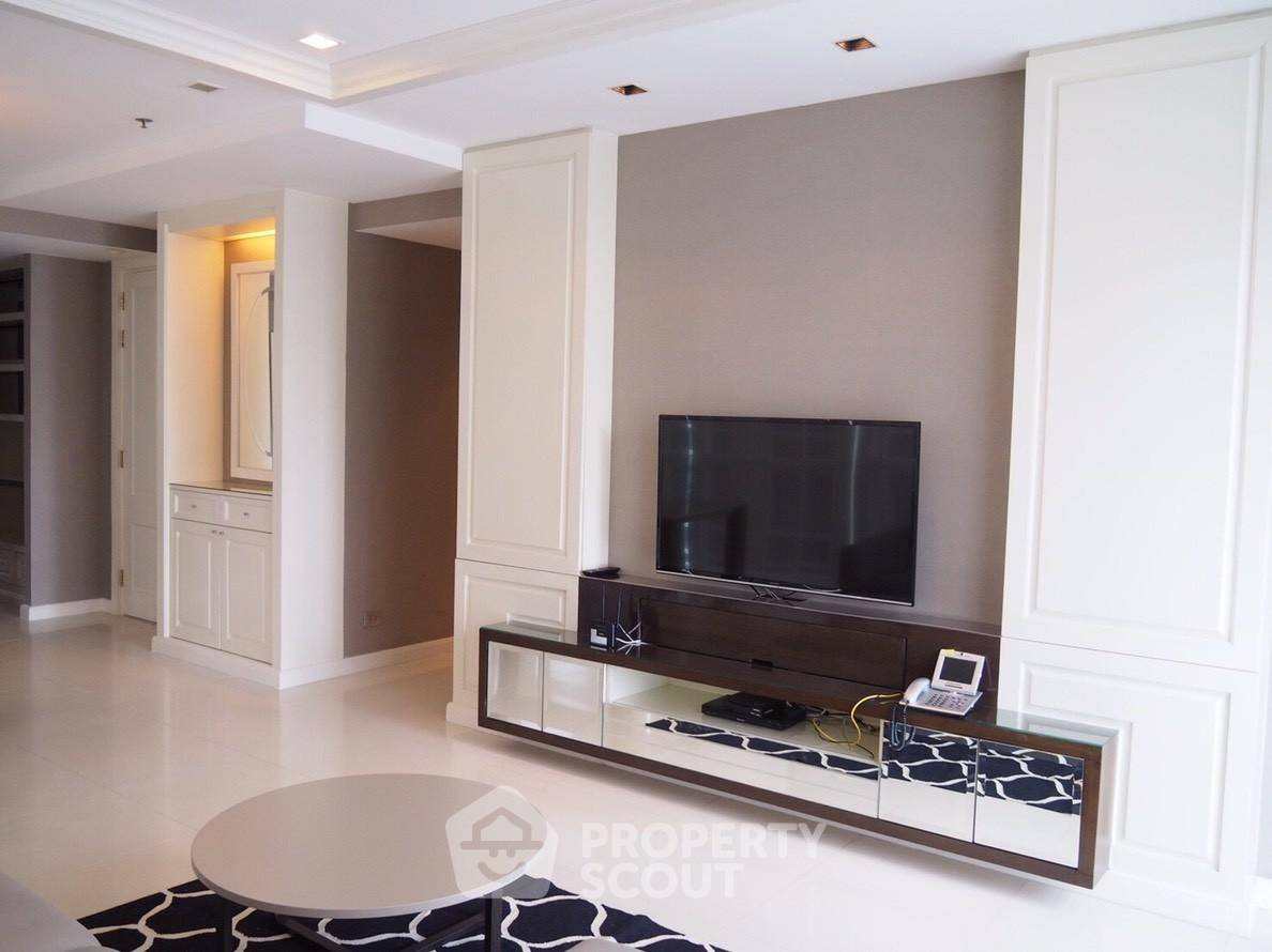 picture 2-BR Condo at Athenee Residence near BTS Phloen Chit (ID 452834) - 1/8