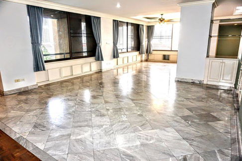 3-BR Condo at Asoke Tower near MRT Phetchaburi (ID 2100840)