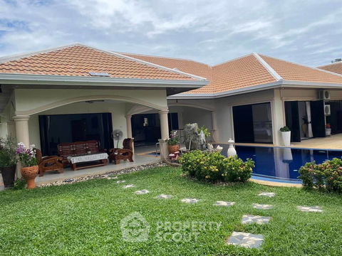คอนโด 3-ห้องนอน ที่ วินด์แฮม จอมเทียน พัทยา ใกล้ เมืองพัทยา (ID 2073187)