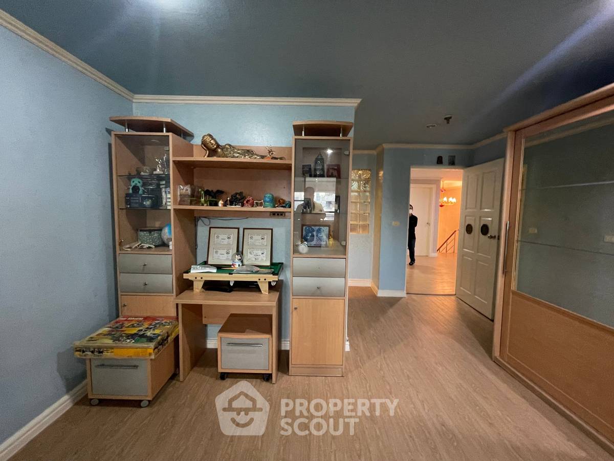 รูป คอนโด 5-ห้องนอน ที่ แฟร์วิว ทาวเวอร์ ใกล้ BTS อโศก (ID 1529055) - รูปที่ 34/48