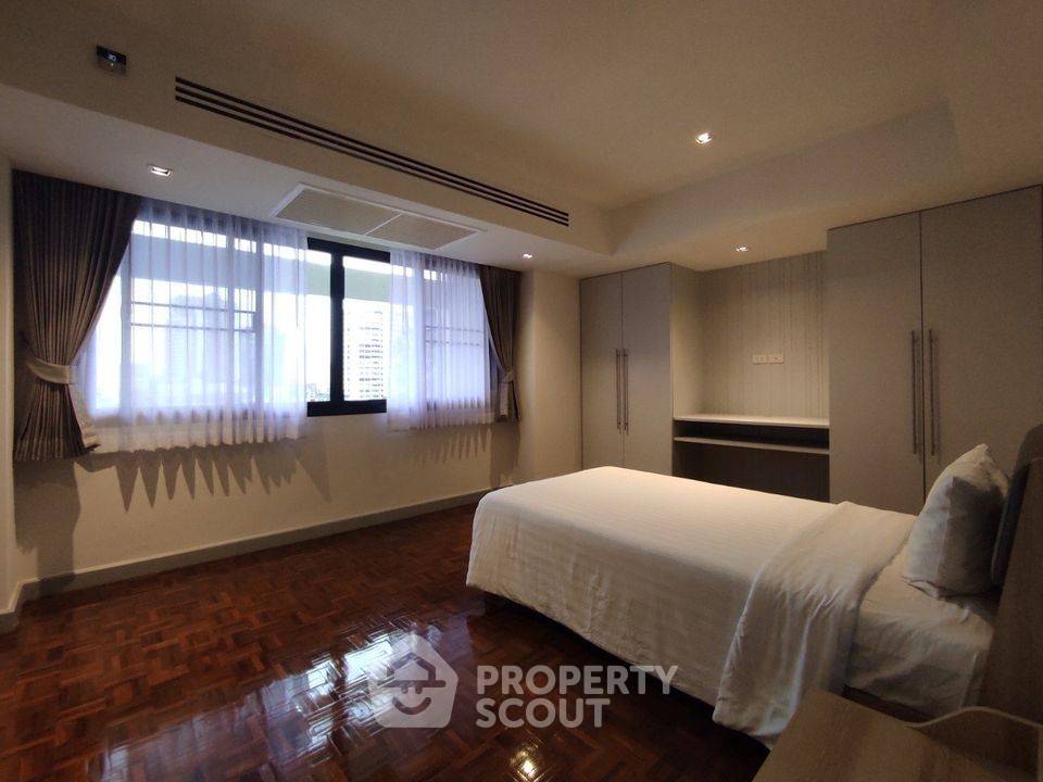 picture 3-BR Condo at Villa Bajaj near MRT Sukhumvit (ID 731256) - 7/10