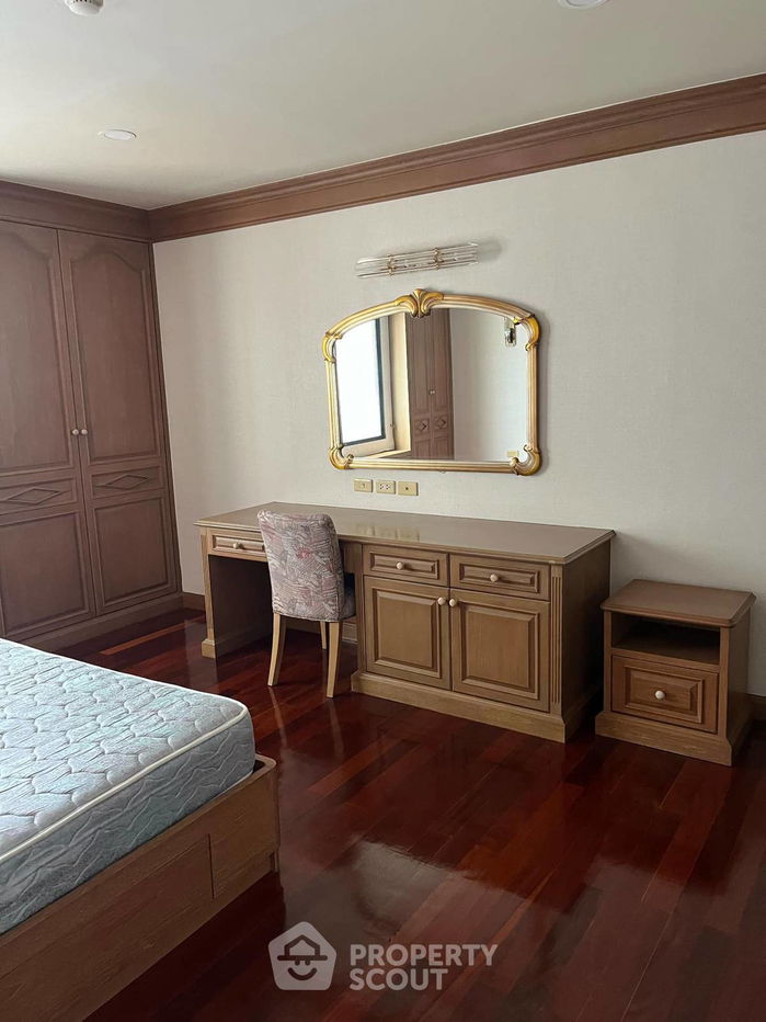 picture 2-BR Condo at Las Colinas near BTS Asok (ID 1911958) - 9/22