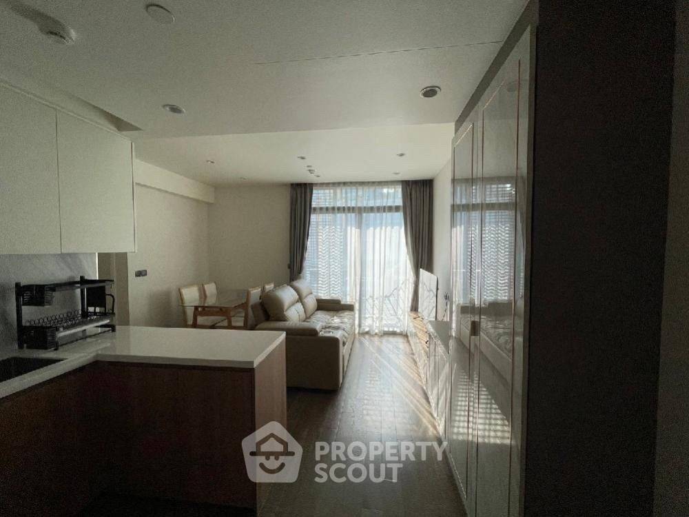 picture 2-BR Condo at Muniq Sukhumvit 23 near MRT Sukhumvit (ID 1495537) - 2/16