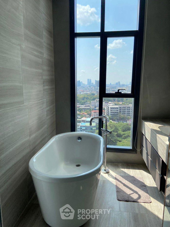 picture 2-BR Condo at The Diplomat Sathorn near BTS Surasak (ID 1896575) - 7/13