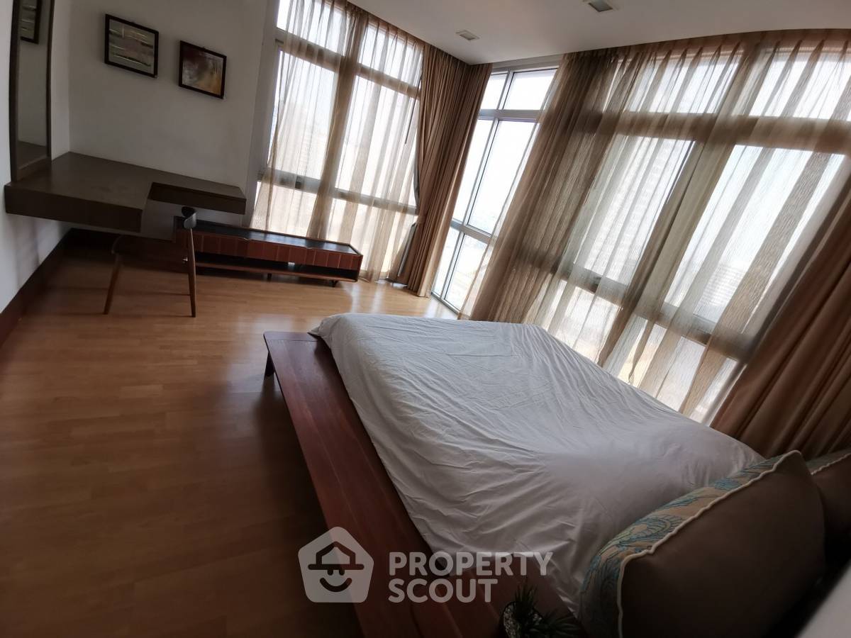 picture 3-BR Condo at Nusasiri Grand Condominium near BTS Ekkamai (ID 648689) - 11/12