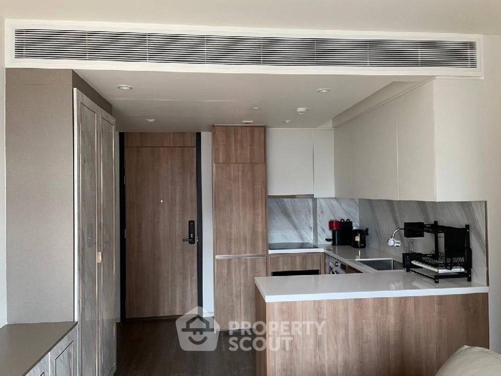 picture 2-BR Condo at Muniq Sukhumvit 23 near MRT Sukhumvit (ID 1495537) - 4/16