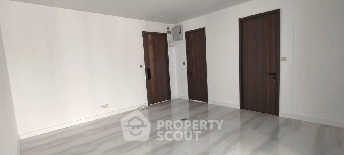 picture 2-BR Condo at Supalai Icon Sathon near MRT Si Lom (ID 2069725) - 4/17