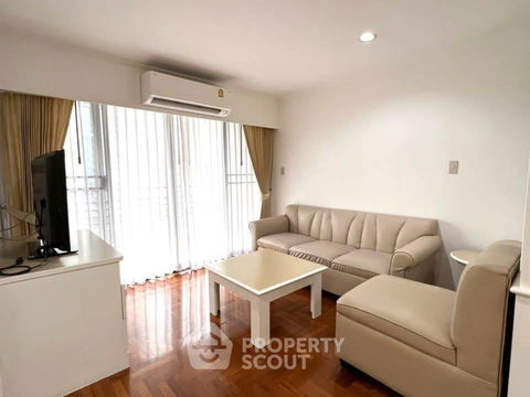 2-BR Condo at Acadamia Grand Tower near BTS Phrom Phong (ID 2143472)