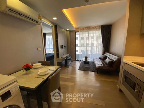 1-BR Condo at Dazzle Sukhumvit 7 near BTS Nana (ID 1210894)