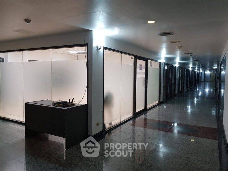 รูป คอนโด 1-ห้องนอน ที่ ออมนิ ทาวเวอร์ ใกล้ BTS นานา (ID 1512668) - รูปที่ 5/11