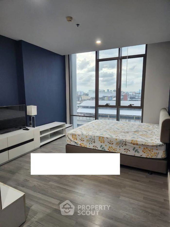picture 2-BR Condo at The Room Bts Wongwianyai near BTS Wongwian Yai (ID 2189885) - 3/10