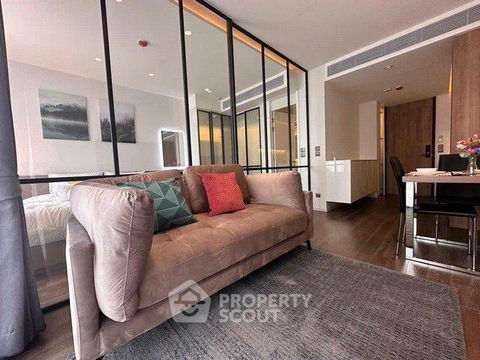1-BR Condo at Muniq Sukhumvit 23 near MRT Sukhumvit (ID 1879947)