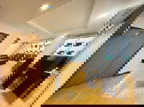 3-BR Condo at The Master Sathorn Executive near BTS Krung Thon Buri (ID 1963302)