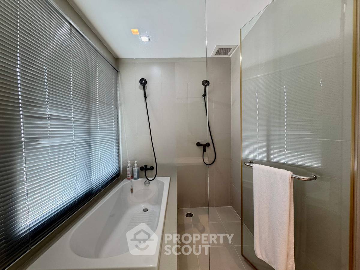 picture 3-BR Condo at Noble Remix near BTS Thong Lor (ID 2059264) - 23/29