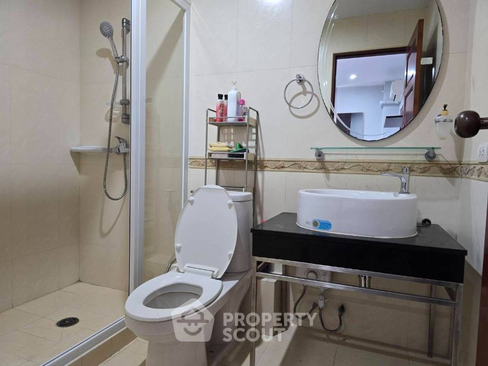 รูป คอนโด 1-ห้องนอน ที่ กลางกรุง รีสอร์ท รัชดา 7 ใกล้ MRT ห้วยขวาง (ID 1541803) - รูปที่ 9/9