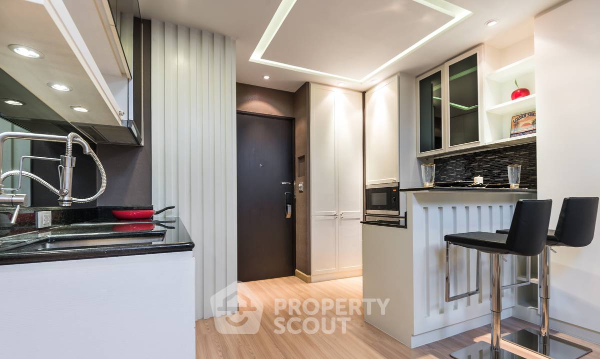 picture 2-BR Condo at Sky Walk Residences near BTS Phra Khanong (ID 1801589) - 6/24