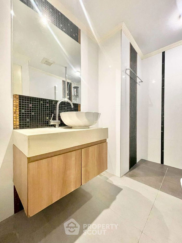 picture 1-BR Condo at Amazon Residence Pattaya Condominiums close to Pattaya (ID 2094354) - 7/16