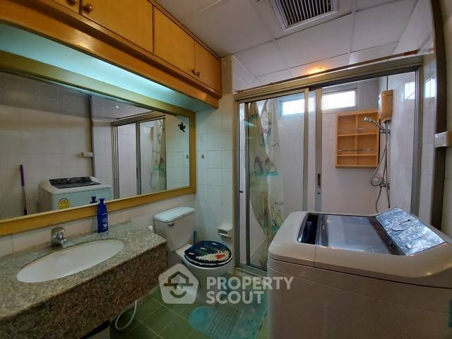 รูป คอนโด 2-ห้องนอน ที่ วิทยุ คอมเพล็กซ์ คอนโดมิเนียม ใกล้ BTS เพลินจิต (ID 1662801) - รูปที่ 9/10