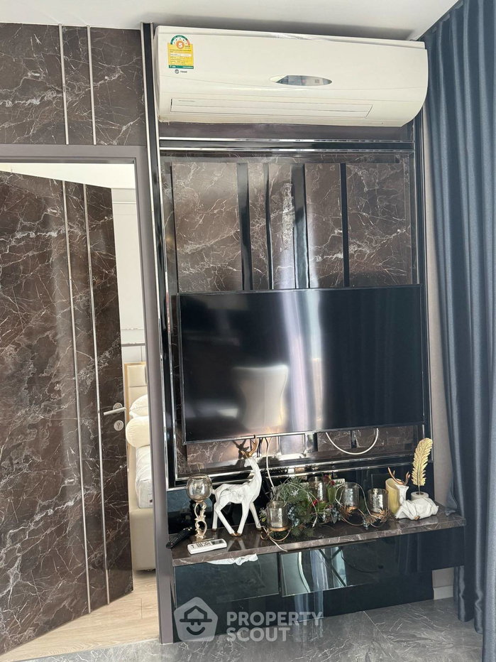 picture 1-BR At Quinn Condo Ratchada 17 Near MRT Sutthisan (ID 2171638) - 4/13