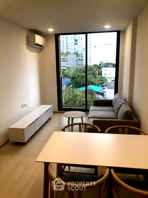 ขายคอนโด : คอนโด 1-ห้องนอน ที่ โนเบิล แอมเบียนส์ สุขุมวิท 42 ใกล้ BTS เอกมัย (ID 596068)