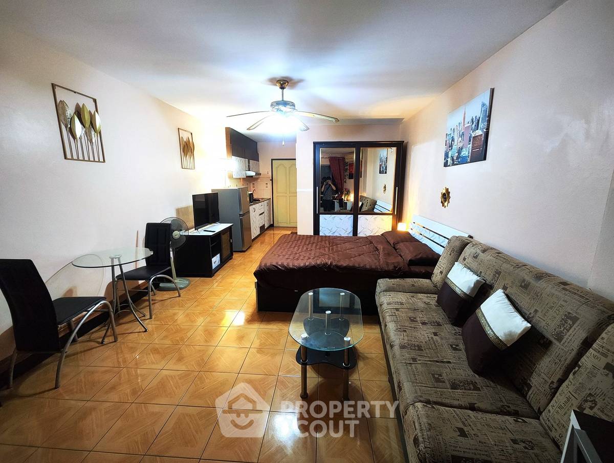picture 1-BR Condo at View Talay 1 Condominium Jomtien close to Pattaya South (ID 2115379) - 4/7