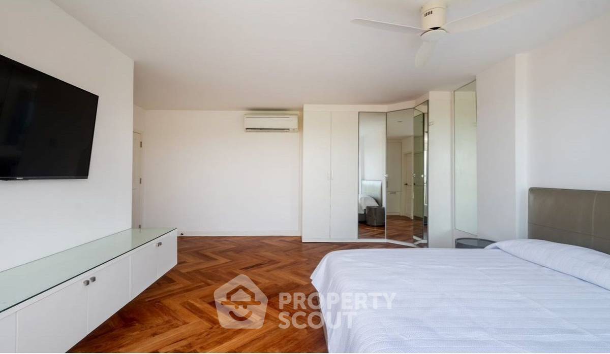 picture 3-BR Condo at Baan Suan Rim Sai close to Khao Takiab beach (ID 1396662) - 11/26
