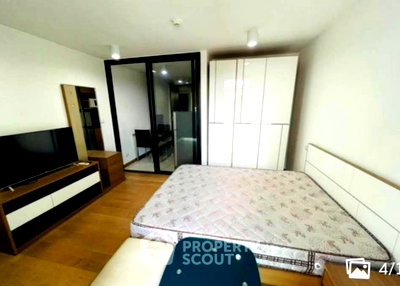 Condos for sale : 1-BR Condo at Bangkok Feliz Sukhumvit 69 near BTS Phra Khanong (ID 2153808)