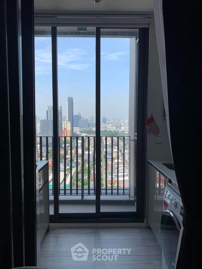 picture 1-BR Condo at Whizdom Essence Sukhumvit near BTS Punnawithi (ID 731285) - 8/15