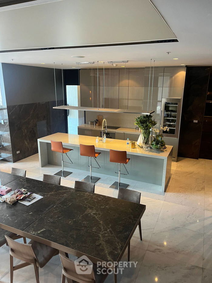 picture 3-BR Condo at Hyde Sukhumvit 13 Condominium near BTS Nana (ID 1479772) - 21/37