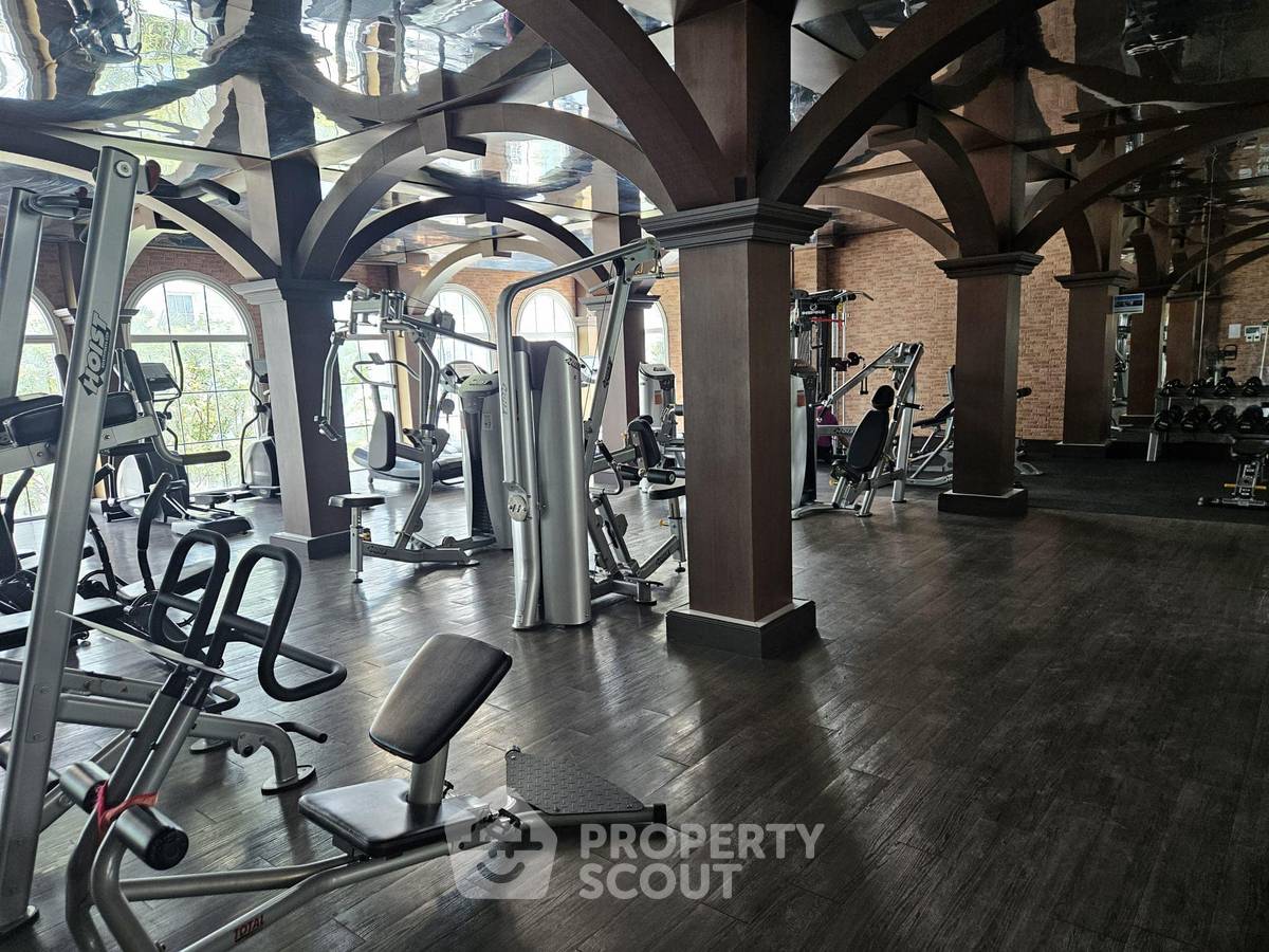 picture Studio Condo at Grand Florida Beachfront Pattaya close to Pattaya (ID 1883229) - 5/6