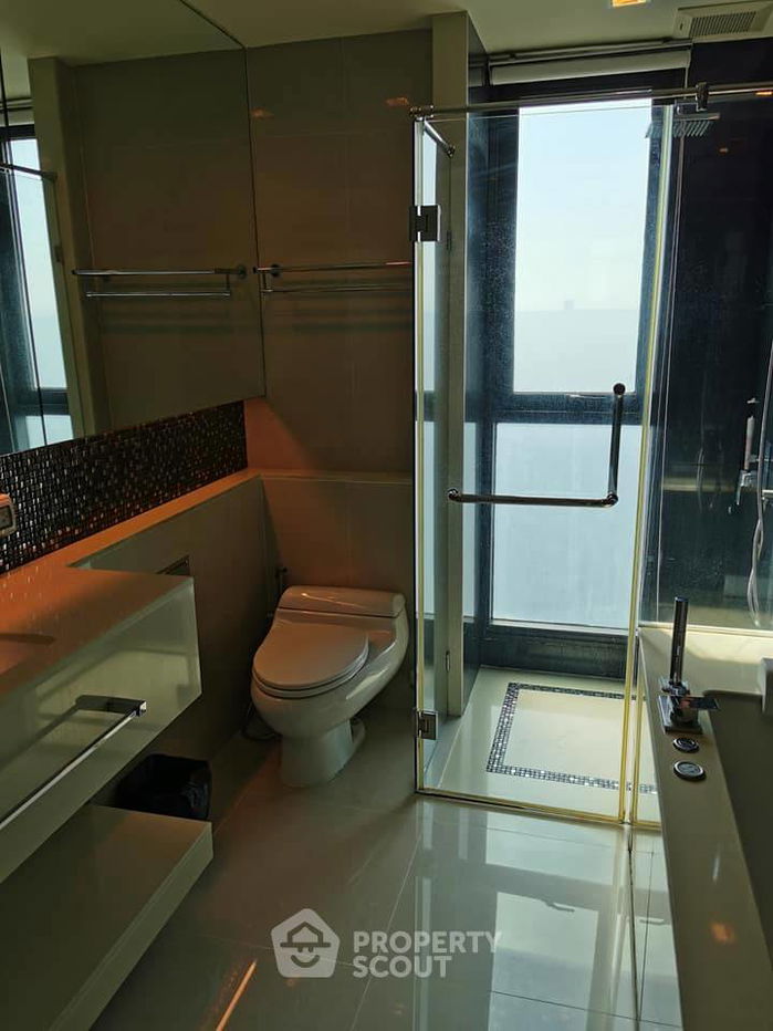picture 2-BR Condo at The Address Sathorn near BTS Saint Louis (ID 1579232) - 8/14
