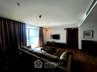 Condos for sale : 2-BR Condo at Urbana Sathorn Condominium near BTS Sala Daeng (ID 2051853)
