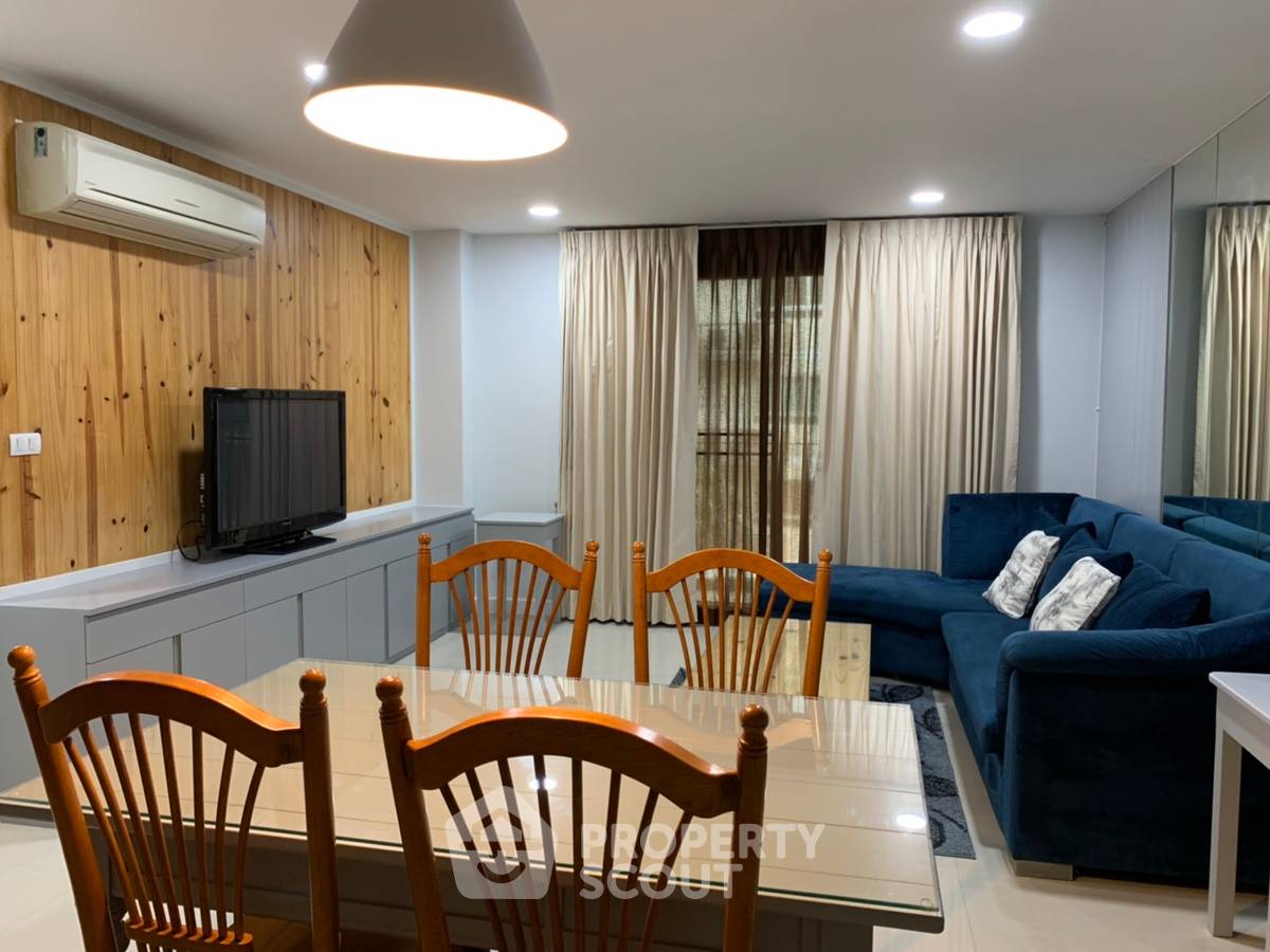 picture 2-BR Condo at The Clover Thonglor Residence near BTS Thong Lor (ID 511752) - 2/11