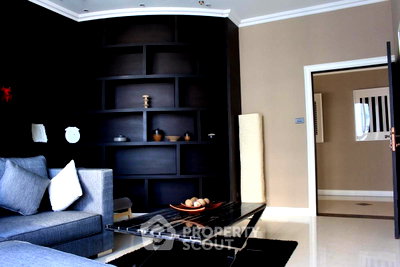 Condos for rent Rama 3 Road : 4-BR Condo at Millennium Residence @ Sukhumvit Condominium near BTS Asok (ID 514623)