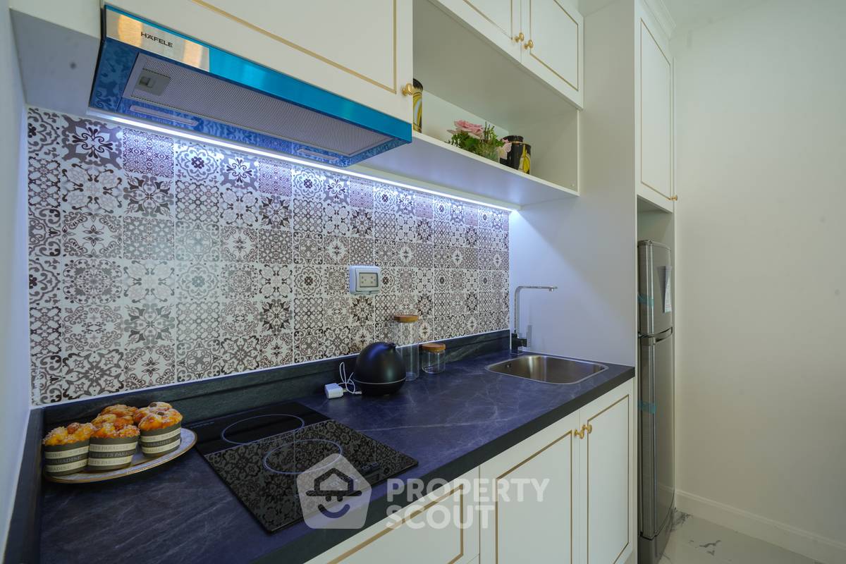 รูป คอนโด 1-ห้องนอน ที่ ดิ เอ็มไพร์ ทาวเวอร์ พัทยา ใกล้ เมืองพัทยา (ID 2136914) - รูปที่ 3/9