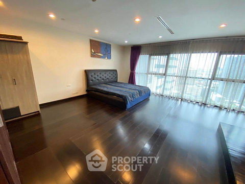คอนโด สตูดิโอ ที่ สาธร การ์เด้นส์ ใกล้ MRT สีลม (ID 1941298)