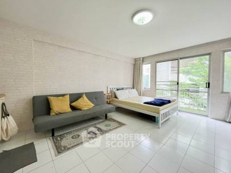 1-BR Condo at Raintree Villa Sukhumvit 53 near BTS Thong Lor (ID 1618688)