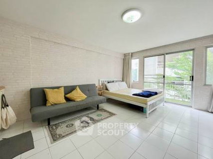 1-BR Condo at Raintree Villa Sukhumvit 53 near BTS Thong Lor (ID 1618688)