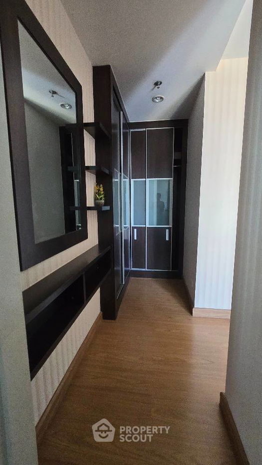 picture 1-BR Condo at The Complete Rajprarop near ARL Ratchaprarop (ID 2021556) - 11/28
