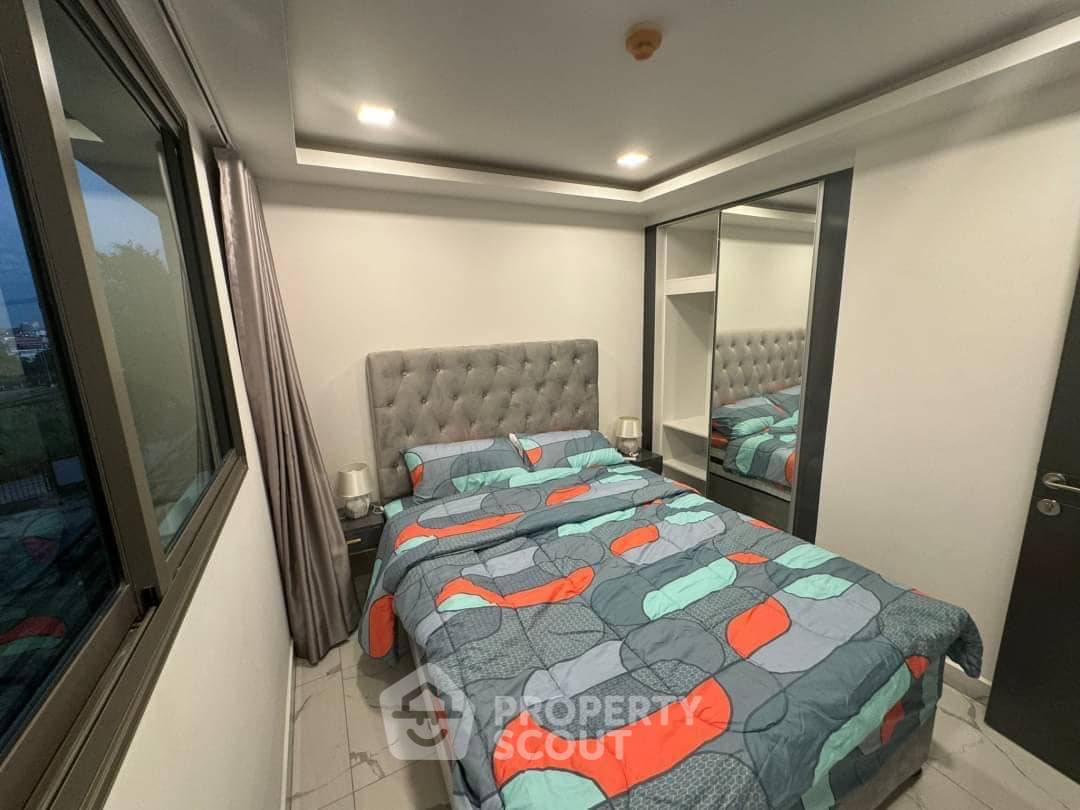 รูป คอนโด 1-ห้องนอน ที่ อาคาเดีย เซ็นเตอร์ สูท ใกล้ ถนนพระตำหนัก พัทยา (ID 1889745) - รูปที่ 8/12
