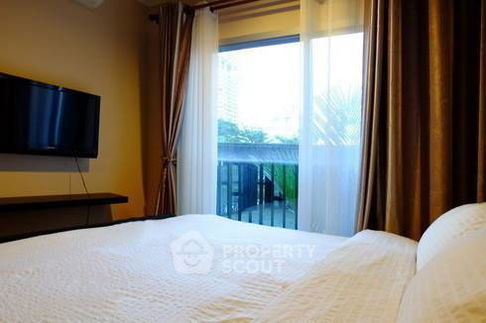 1-BR Condo at The Seed Musee Sukhumvit 26 near BTS Phrom Phong (ID 373103)