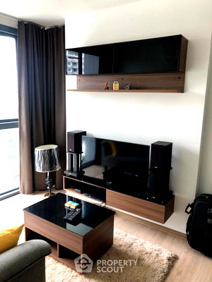 Condos for sale : 2-BR Condo at Taka Haus Ekamai 12 near BTS Ekkamai (ID 2099670)